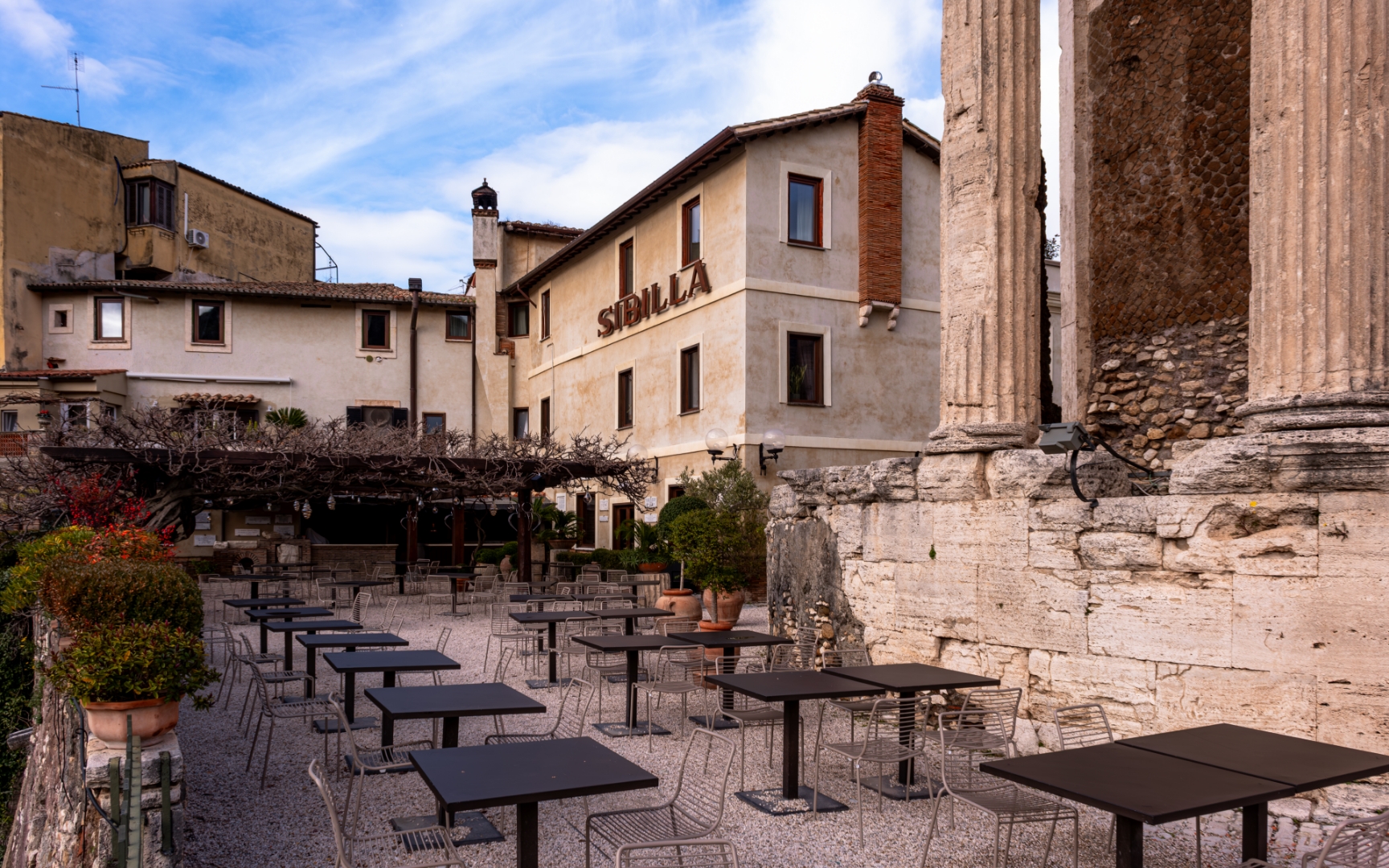 Outdoor Terrace 4